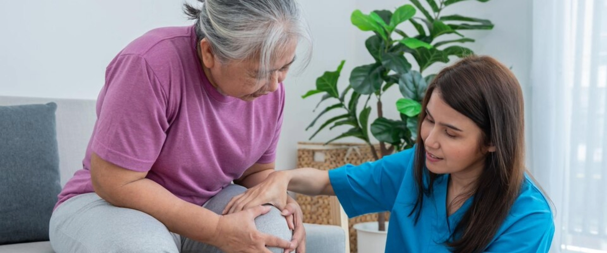 How to Help Seniors Manage Chronic Pain